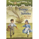 Magic Tree House #23: Twister on Tuesday (6-9yrs)